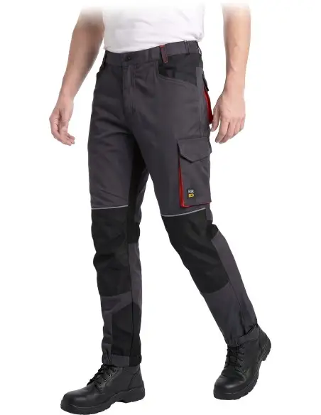 Pantaloni de lucru elastici Fortrek-T SBP, 2% elastan, 240 g/m², cu genunchiere si elemente reflectorizante