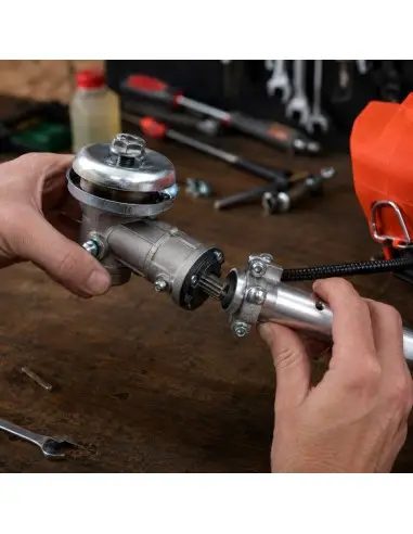Angrenaj unghiular pentru motocoasa... Angrenaj unghiular pentru motocoasa...