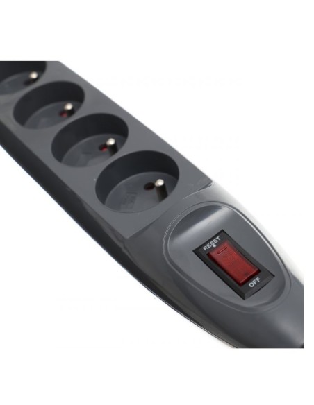 Prelungitor electric cu protectie, Kraft&Dele, 3m, 5 prize Prelungitor electric cu protectie, Kraft&Dele, 3m, 5 prize