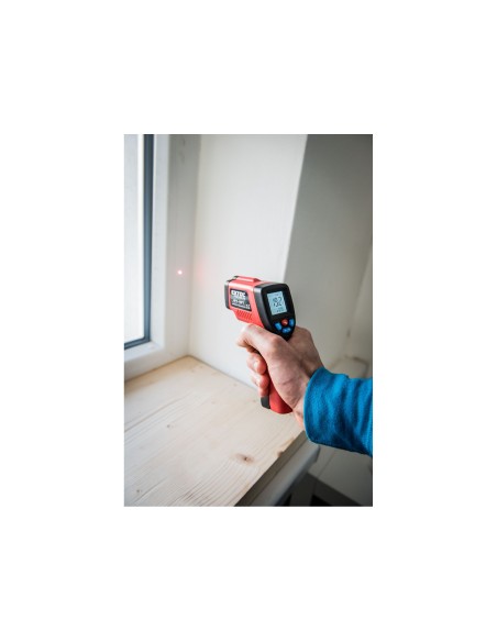 Termometru IR fara contact, 8831302, 2x1,5V AAA, LCD iluminat Termometru IR fara contact, 8831302, 2x1,5V AAA, LCD iluminat