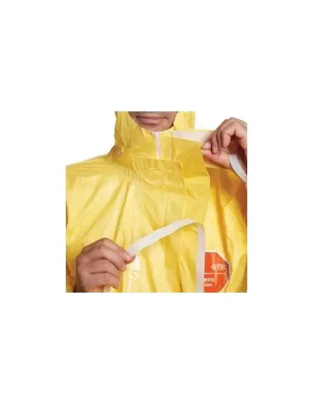 4070-Combinezon de protectie galben DUPONT™ TYCHEM® 2000 C DuPont - Combinezon 4070-Combinezon de protectie galben DUPONT™ TYCHEM® 2000 C DuPont - Combinezon