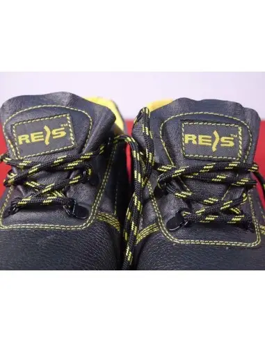 Pantofi de protectie S1P lamela si bombeu metalice Reis - 