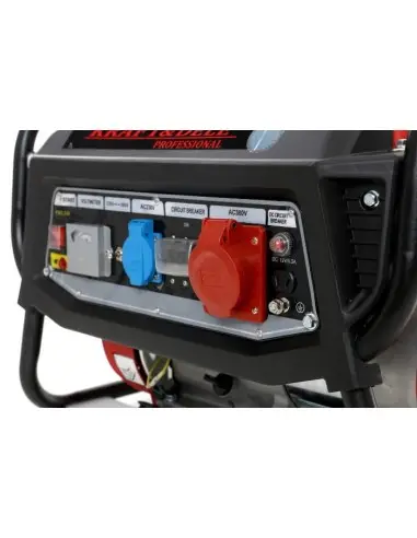 Generator curent trifazic pe benzina...
