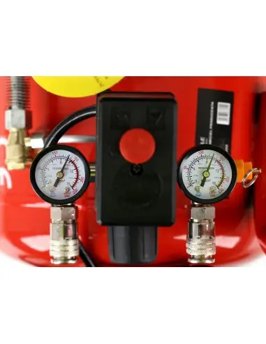 Compresor cu ulei 50L, 2 pistoane, 2.8kW – Set 8 în 1