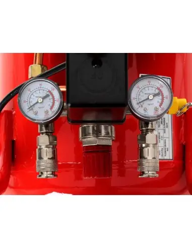 Compresor aer de 50L, cu kit... Compresor aer de 50L, cu kit...